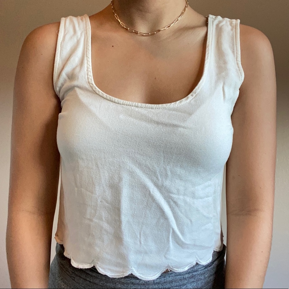 LA Hearts Ivory scalloped tank top
